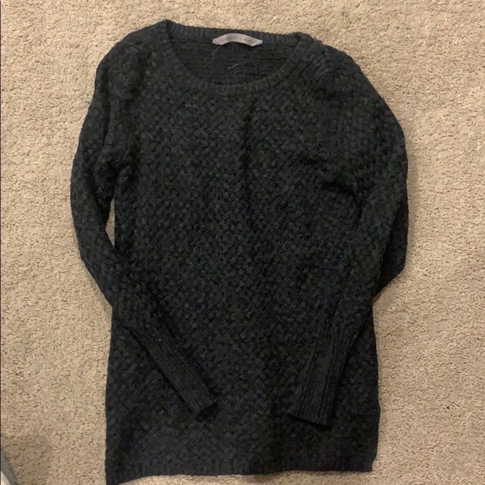 Athleta xs sweater, excellent condition!